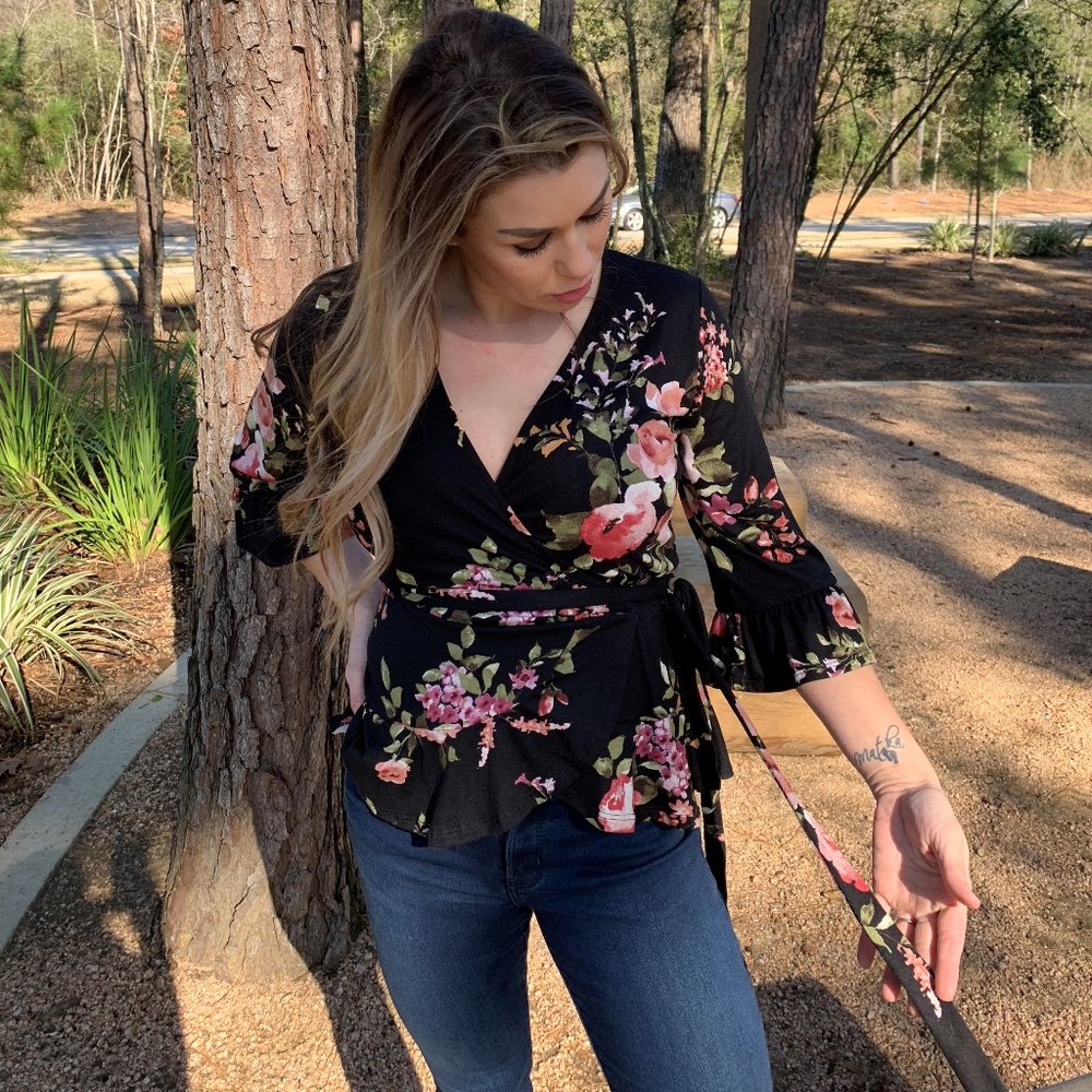 Floral Spring Wrap Top - Picture 3 of 7